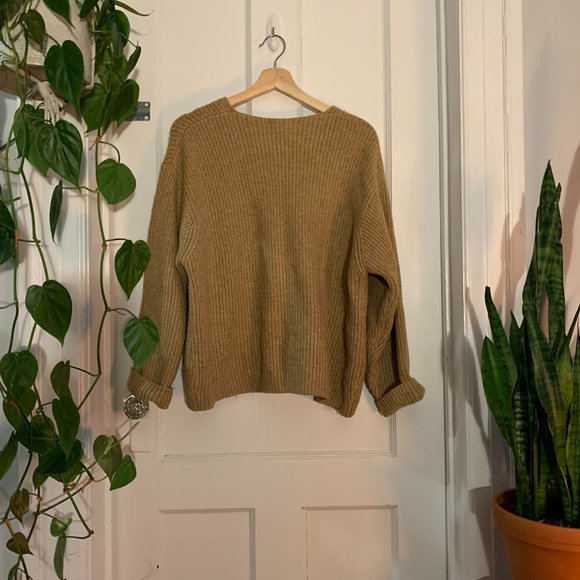 Camel Oversized Cozy Knit - Picture 6 of 6